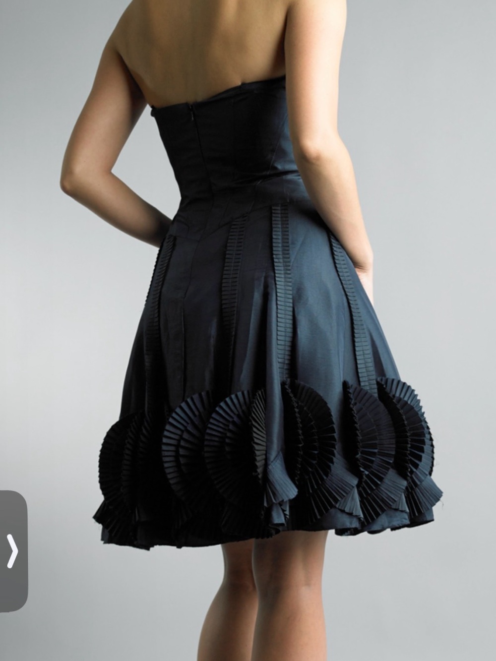 Basix II Strapless Pleated Rosette Cocktail Dress Black Size 6 - Picture 2 of 13